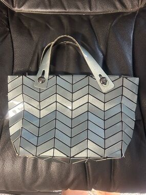Patrizia Luca Metallic bluish gray Chevron hand Tote